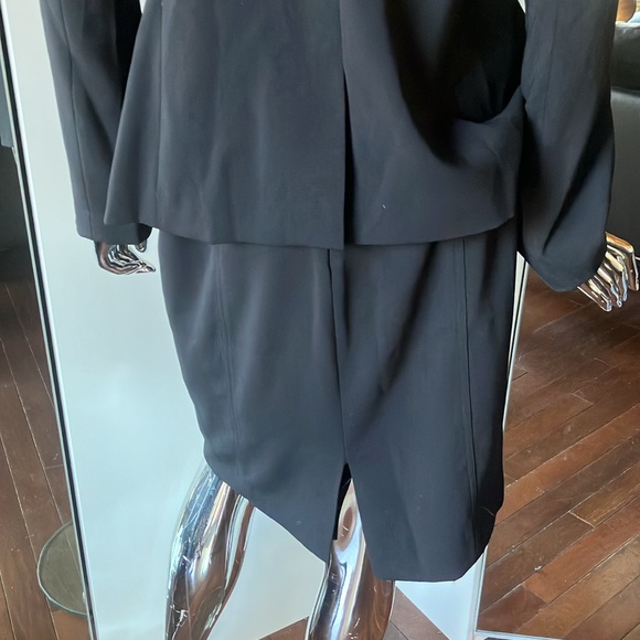 Women’s Suit Ivanka Trump Twp Piece - Picture 9 of 9